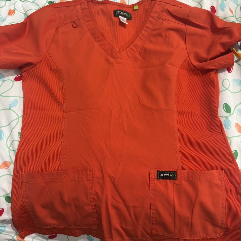 Scrub SET-Planet Koi Orange Women’s